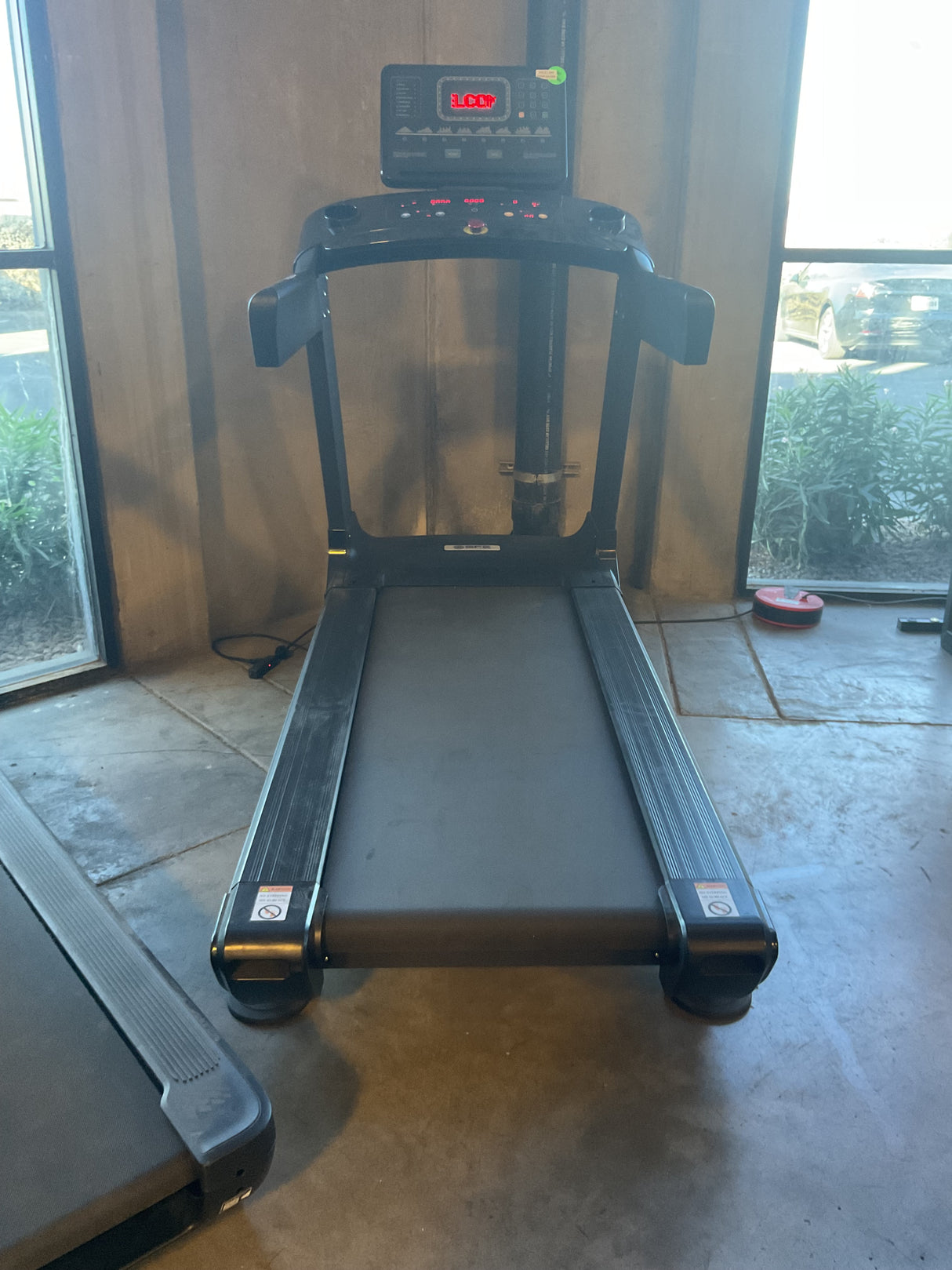 SFE Commercial Treadmill with Performance Monitor (New)