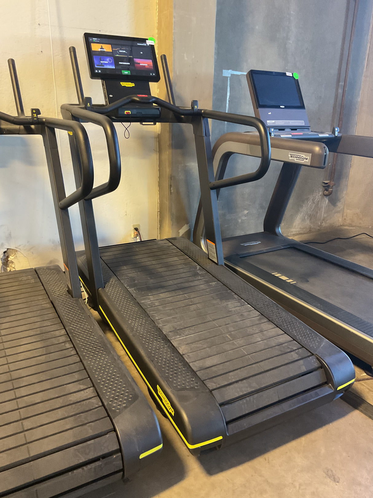 Technogym Skill Run w/ Unity Console (2nd)