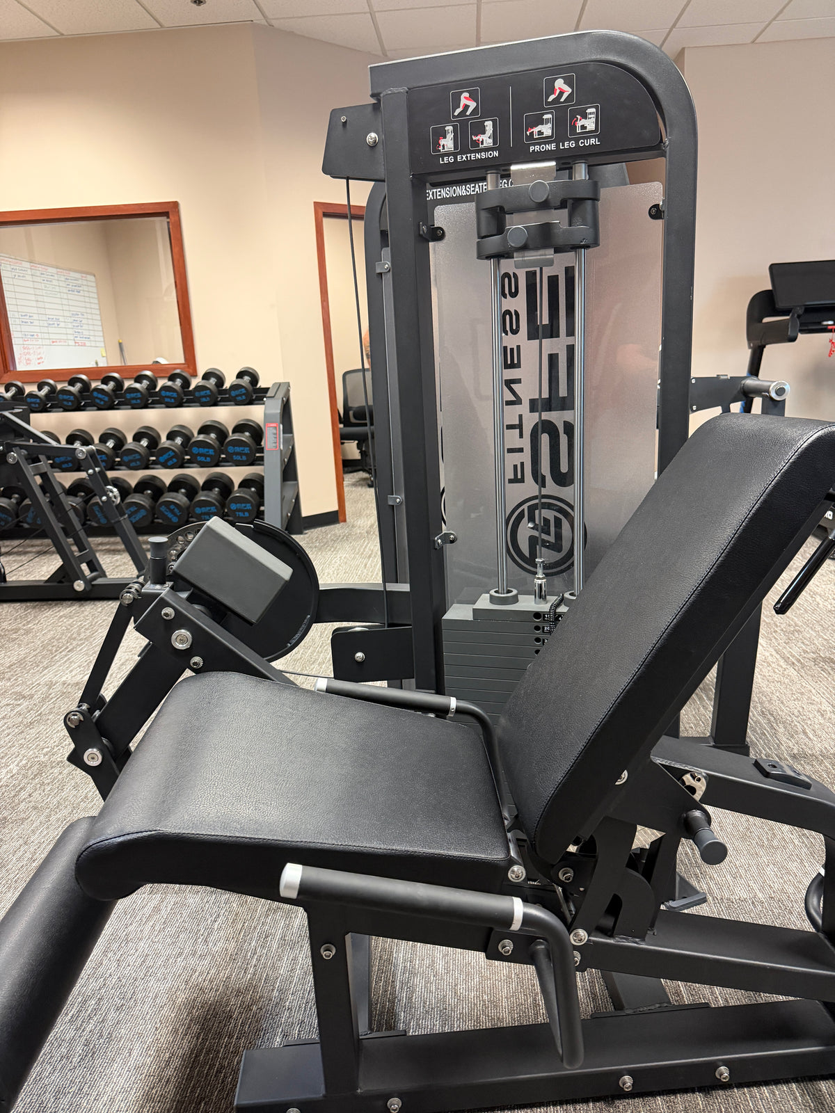 Selectorized Leg Extension & Prone Leg Curl Combo w/250lb weight stack (New)