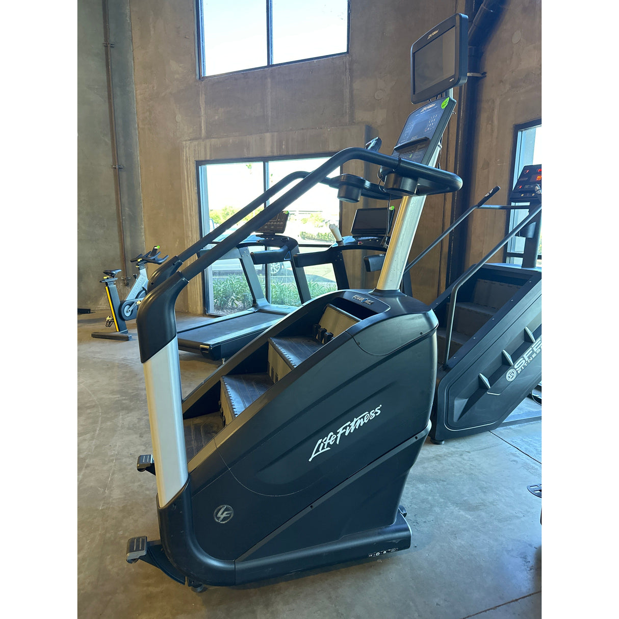 Life Fitness Powermill (Pre-Owned)