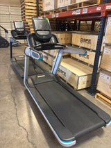 Precor TRM 885 Treadmill w/P82 Console (Pre-Owned)