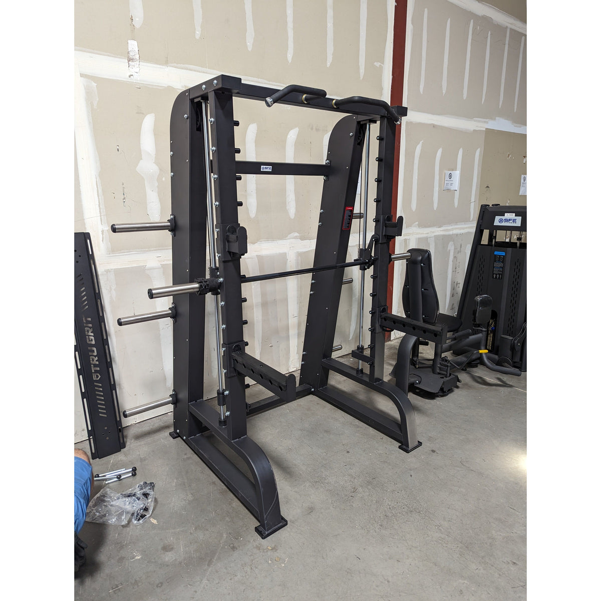 SFE Commercial Smith Machine (New) – Sports & Fitness Exchange