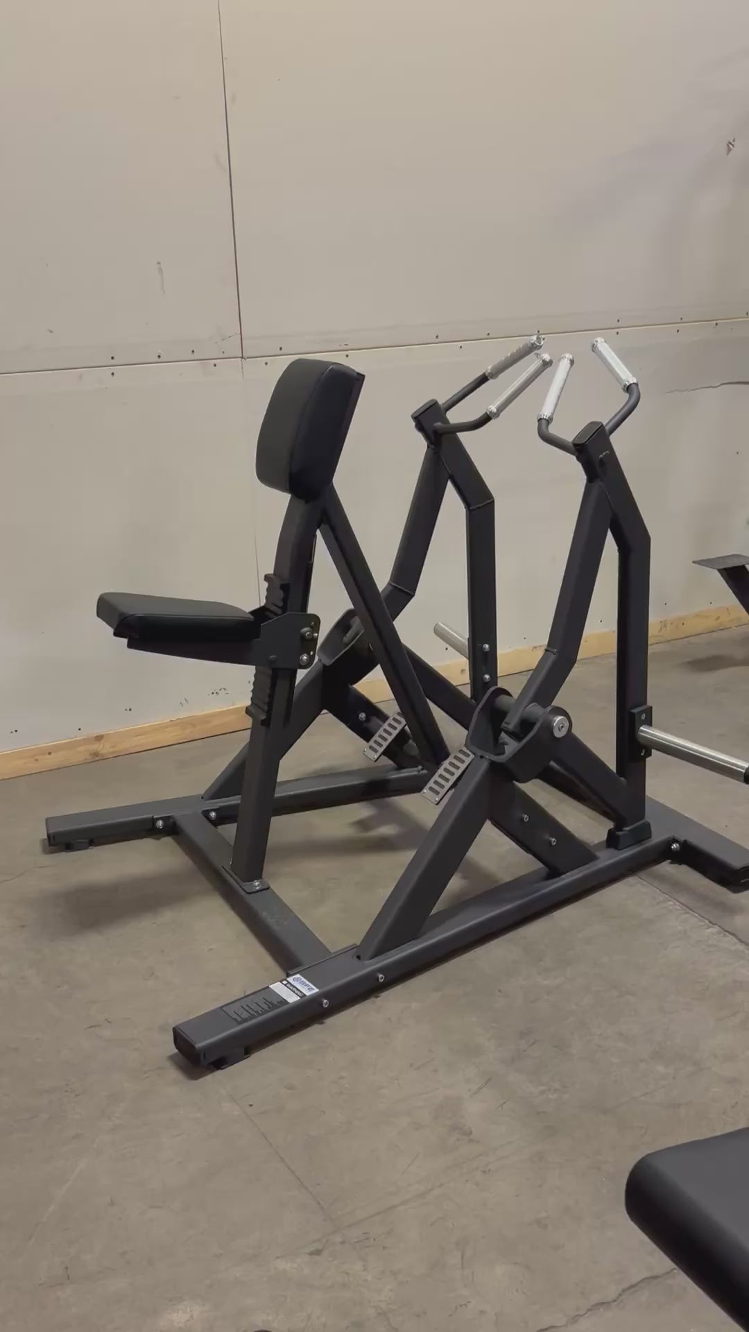 SFE Iso-Lateral Rowing Machine (New)